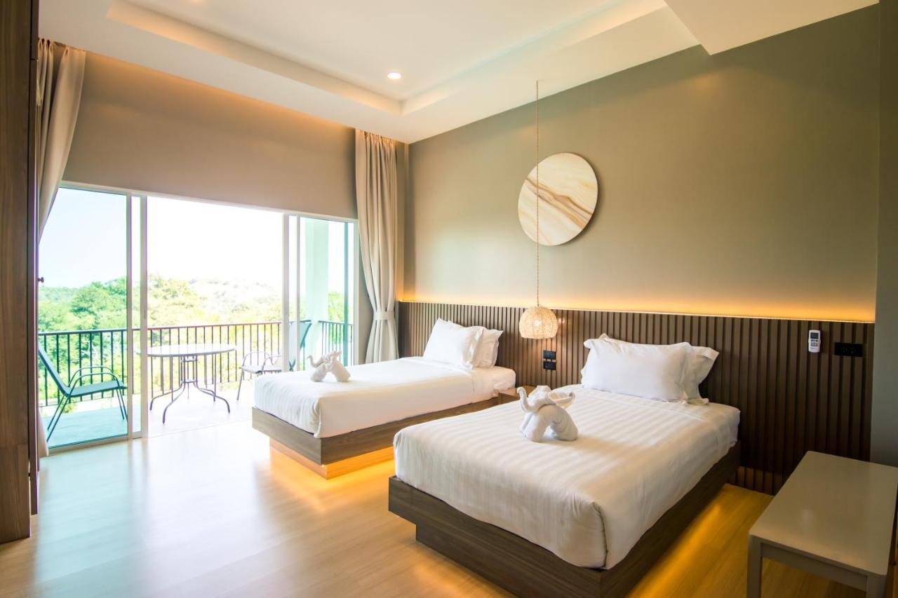 Searidge Hua Hin Resort & Poolvilla Кхао Тао Екстериор снимка