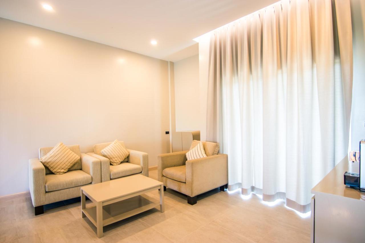 Searidge Hua Hin Resort & Poolvilla Кхао Тао Екстериор снимка